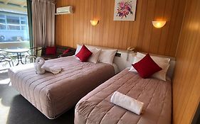 Tui Lodge Motel